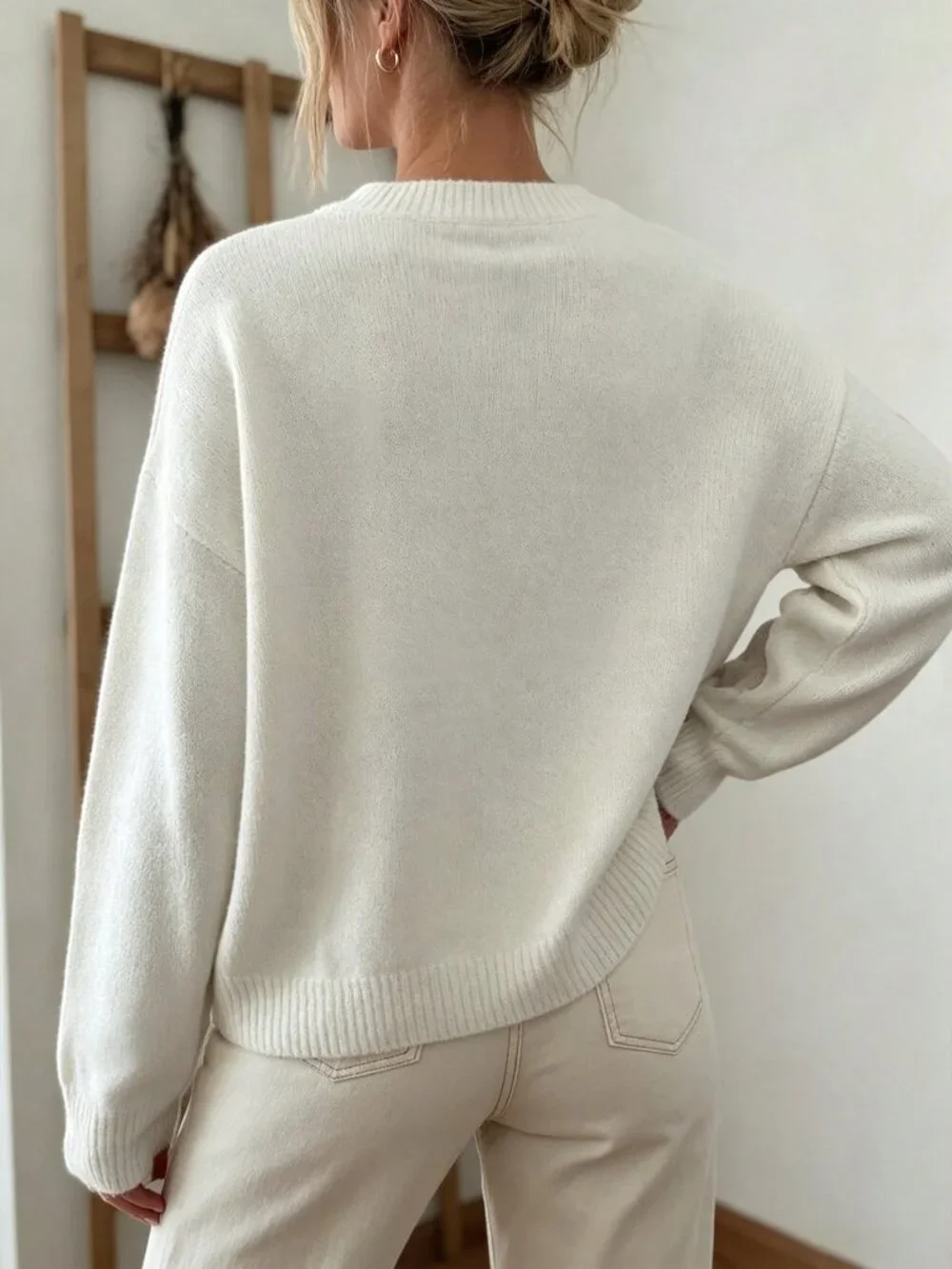 White Casual Women's Heart Jacquard Round Neck Loose Regular Fit Pullovers
